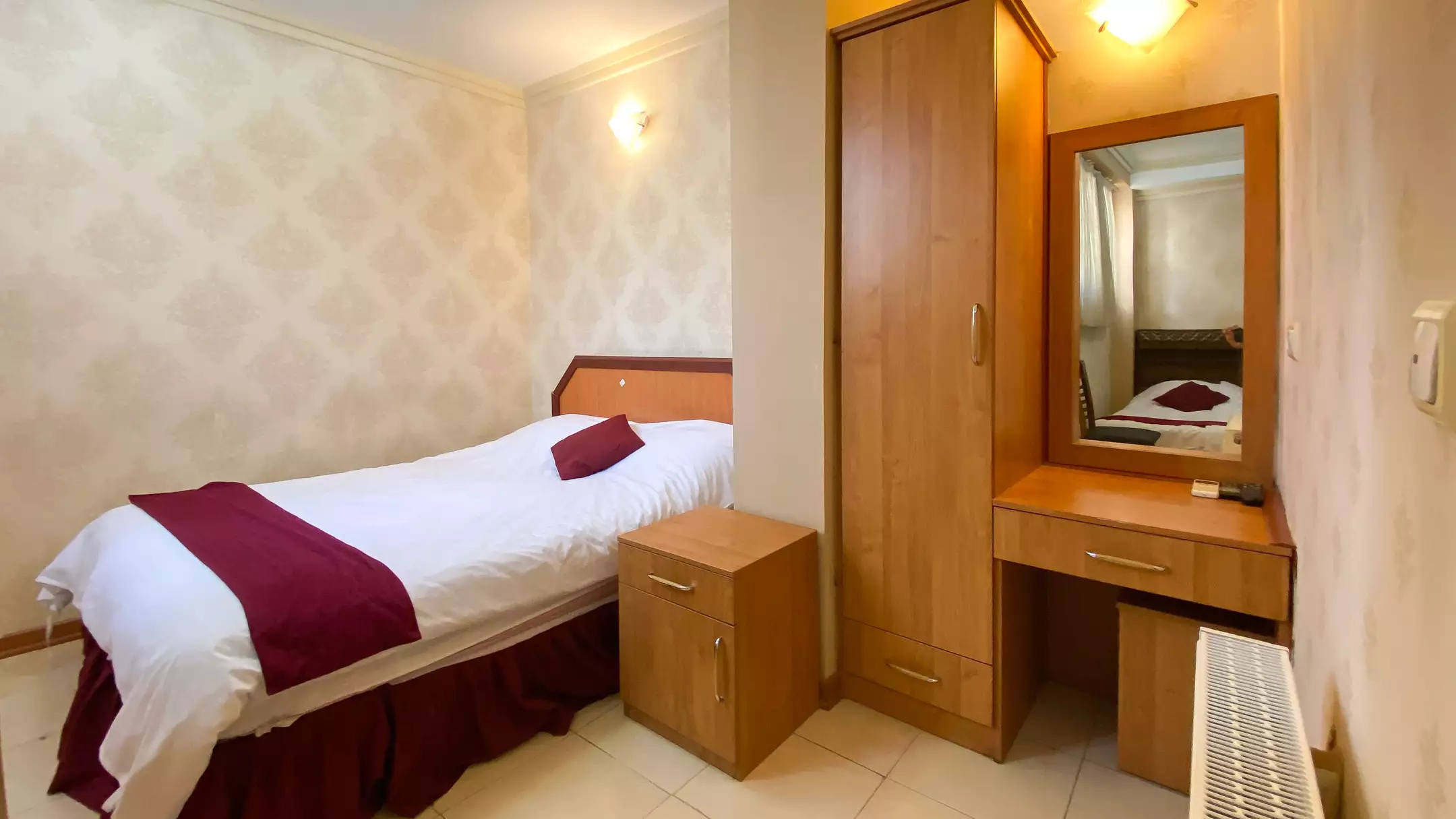 Alibaba https://cdn.alibaba.ir/ostorage/hotel-accommodation-images/67031f6c299de7a7748d20b1_44400925-f642-48b7-ab8a-26e394acdbb7_دبل تک (3).webp